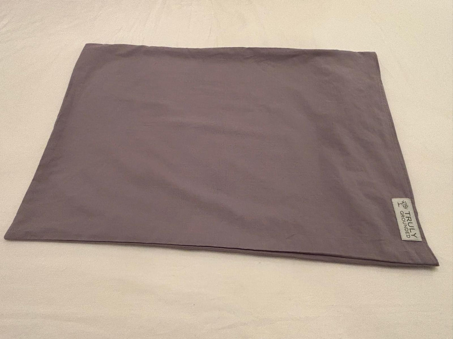 Grounding / Earthing Pillowcase with UK plug